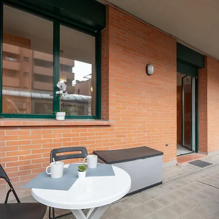 4 Star Family & Friends - Self Check-in Bolonia