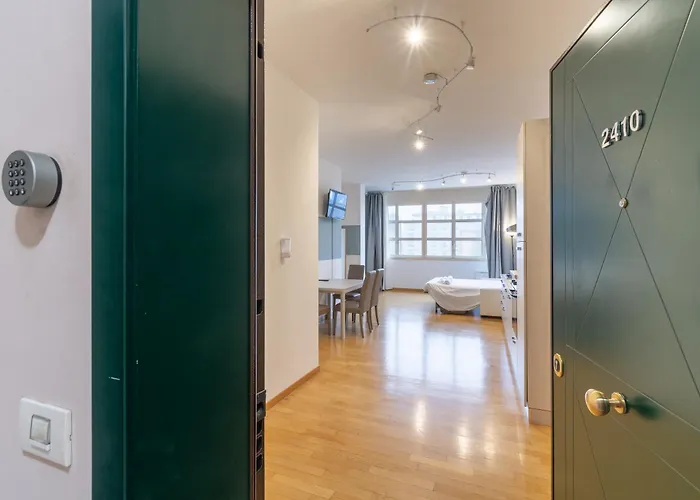 4 Star Family & Friends - Self Check-in Bologne