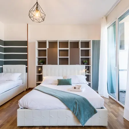 4 Star Family & Friends - Self Check-in Apartment Bologna