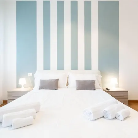 4 Star Family & Friends - Self Check-in