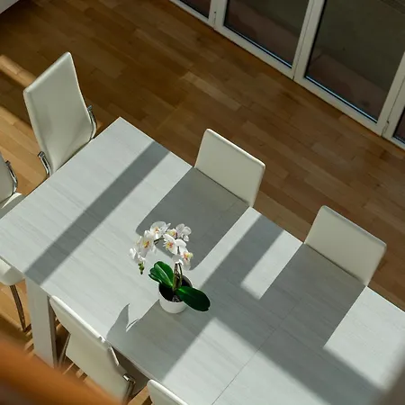 4 Star Family & Friends - Self Check-in Bologna