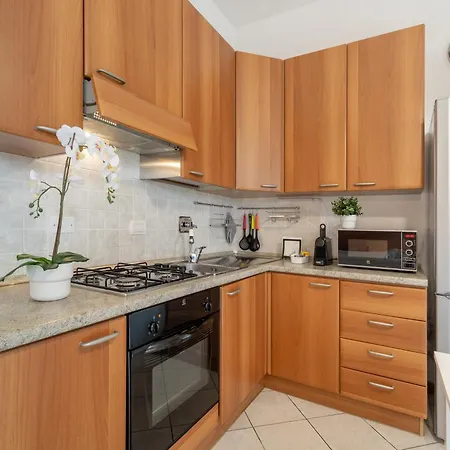 Apartment 4 Star Family & Friends - Self Check-in Bologna