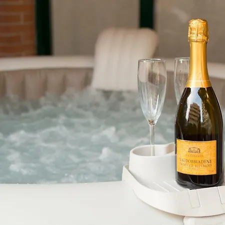 Daire 4 Star Family & Friends - Self Check-in Bolonya