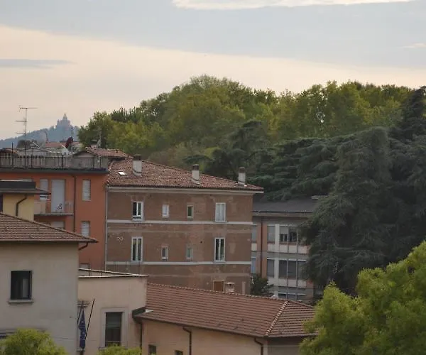 4 Star Family&friends - Self Check-in * Bologna